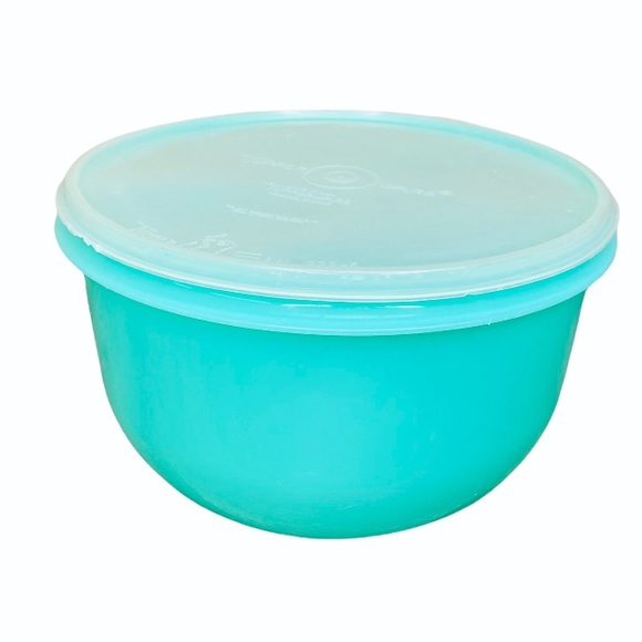 Tupperware Other - TUPPERWARE 1424 3 PIECE LETTUCE KEEPER W/ FLAT LID